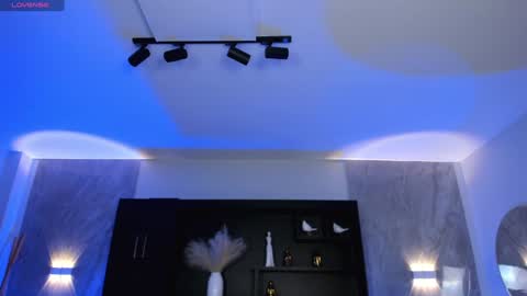 AMY WALKER online show from 01/17/25, 10:11