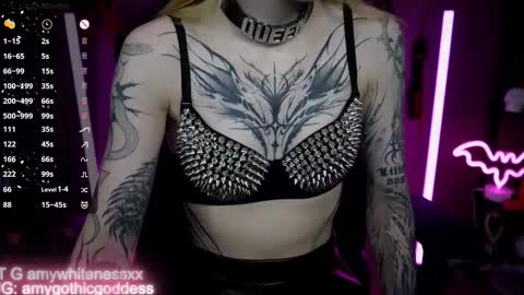 Snapshot of amywhitenessxx chatting on 03/30/26, 01:01 Amy switch Goddess divine Mistress online show from 03/30/26, 01:01