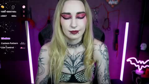 Snapshot of amywhitenessxx chatting on 04/02/26, 01:09 Amy switch Goddess divine Mistress online show from 04/02/26, 01:09
