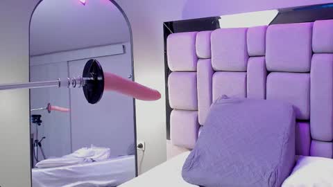 Snapshot of amywhitte_ chatting on 12/18/25, 06:58 amywhitte_ online show from 12/18/25, 06:58