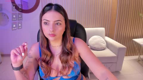    online show from 01/08/25, 01:21