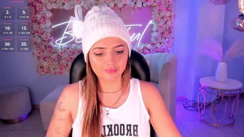    online show from 01/11/25, 02:09