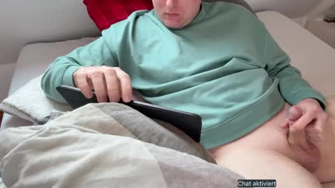 an0nym0us_usr online show from 02/28/25, 03:48