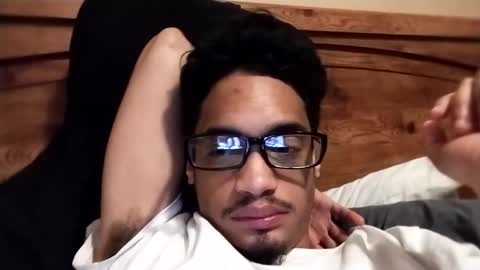 Snapshot of an377432 chatting on 02/22/25, 01:22 an377432 online show from 02/22/25, 01:22