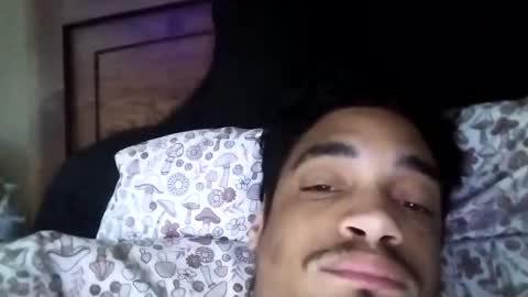 Snapshot of an377432 chatting on 03/11/25, 01:12 an377432 online show from 03/11/25, 01:12