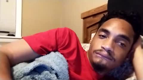 Snapshot of an377432 chatting on 09/22/25, 02:13 an377432 online show from 09/22/25, 02:13