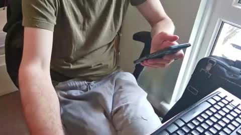 Snapshot of an4y8ot chatting on 03/15/26, 02:34 A online show from 03/15/26, 02:34