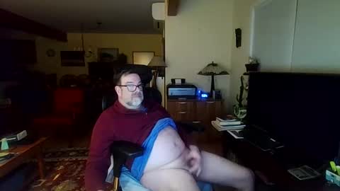 Snapshot of an_older_gentleman chatting on 09/21/25, 01:29 an_older_gentleman online show from 09/21/25, 01:29