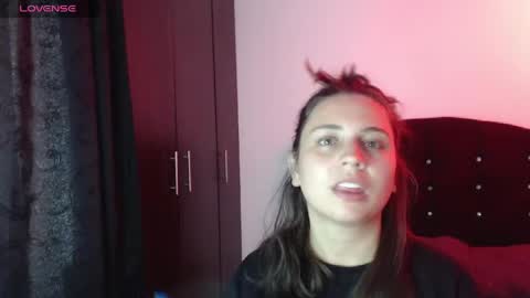 ana_arms_ online show from 05/25/26, 06:25