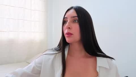 Snapshot of ana_castilo chatting on 12/05/25, 06:26 Ana IG an castillo 1 online show from 12/05/25, 06:26