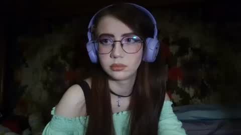 Snapshot of ana_dewitt chatting on 12/20/24, 02:16 ana dewitt online show from 12/20/24, 02:16