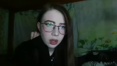 Snapshot of ana_dewitt chatting on 12/27/24, 02:12 ana dewitt online show from 12/27/24, 02:12