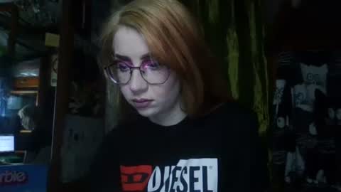 Snapshot of ana_dewitt chatting on 01/04/25, 03:17 ana dewitt online show from 01/04/25, 03:17