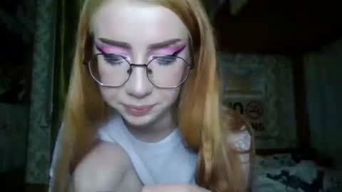 Snapshot of ana_dewitt chatting on 01/07/25, 04:59 ana dewitt online show from 01/07/25, 04:59