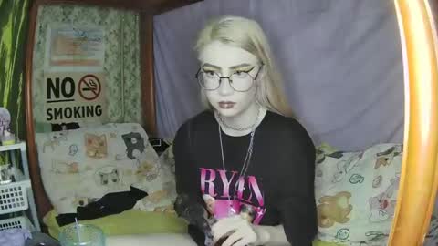 Snapshot of ana_dewitt chatting on 02/11/25, 11:12 ana dewitt online show from 02/11/25, 11:12