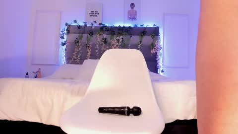  Ana  online show from 12/06/24, 12:02