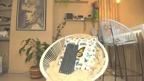 Ana Maria online show from 02/22/25, 09:04