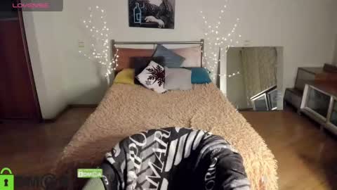 Snapshot of ana_jil chatting on 04/16/26, 09:26 Hi Im Ana online show from 04/16/26, 09:26