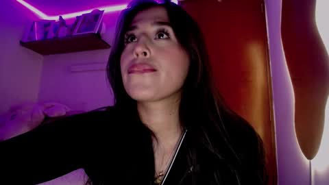 Ana online show from 12/22/24, 05:23