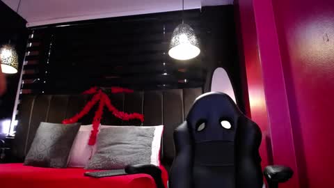 Ana online show from 01/30/25, 07:15