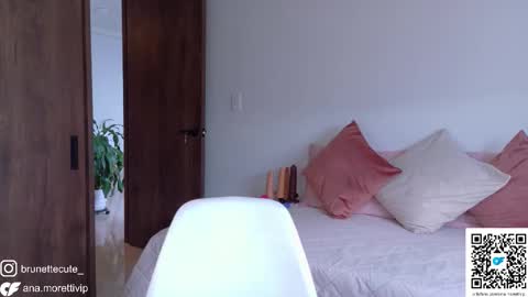 ana_moretti online show from 02/27/26, 08:20