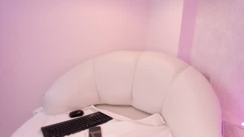 Snapshot of ana_petter chatting on 06/27/26, 08:14 Ana online show from 06/27/26, 08:14