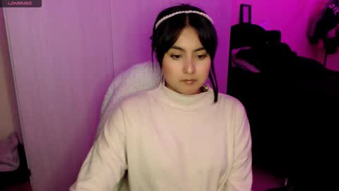 Snapshot of ana_ricciardi chatting on 10/04/25, 02:53 Ana Ricciardi online show from 10/04/25, 02:53