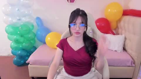 Snapshot of ana_ruuh chatting on 07/12/26, 10:45 Im anna but you can call me as you want online show from 07/12/26, 10:45