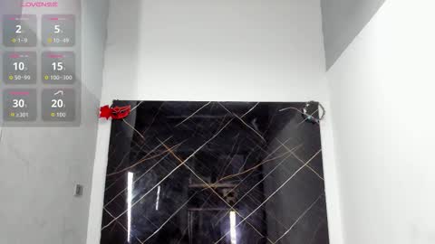 Snapshot of ana_spencerr chatting on 03/21/26, 11:04 Ana online show from 03/21/26, 11:04