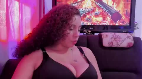 Ana My schedule 0400 - 1600 GMT -5 online show from 02/04/26, 10:04