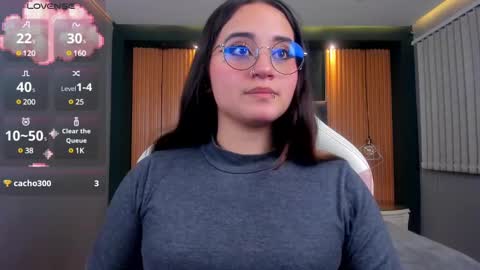 Snapshot of ana_taylor2 chatting on 01/28/25, 08:04 Ana online show from 01/28/25, 08:04