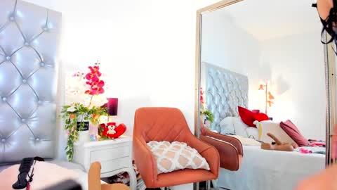 anaa_bellaa online show from 01/25/25, 12:26