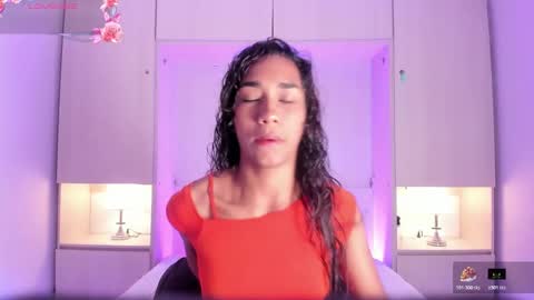 anaacollins_ online show from 03/03/26, 12:22