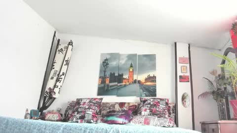 anaamature_ online show from 09/22/25, 06:10