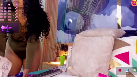 Snapshot of anabacker01 chatting on 11/22/25, 07:02 anabacker01 online show from 11/22/25, 07:02