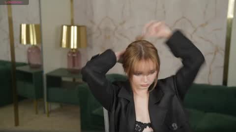 Sweet girls online show from 06/14/26, 10:39