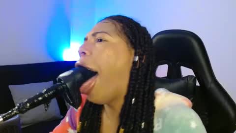 Snapshot of anabel693 chatting on 01/30/25, 10:50 anabel alice gandara  online show from 01/30/25, 10:50