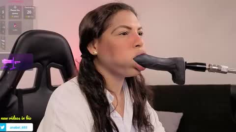 Snapshot of anabel693 chatting on 10/05/25, 11:08 anabel alice gandara  online show from 10/05/25, 11:08