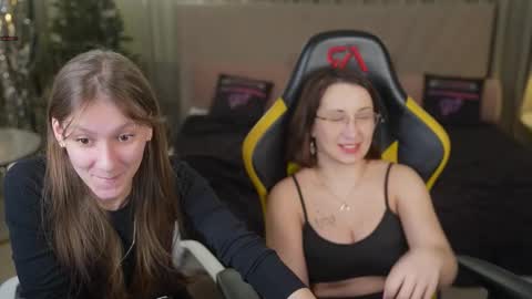 Snapshot of anabel_team054 chatting on 01/06/26, 12:20 PLAYHARD054 online show from 01/06/26, 12:20