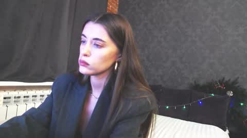 Anna online show from 12/17/25, 02:23