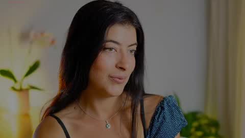 Snapshot of anabelcurvy chatting on 05/26/26, 08:27 anabelcurvy online show from 05/26/26, 08:27