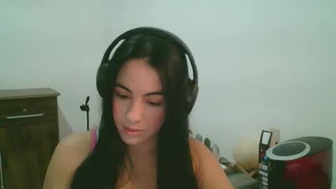 Snapshot of anabelenogueira1 chatting on 03/23/26, 12:53 anabelenogueira1 online show from 03/23/26, 12:53