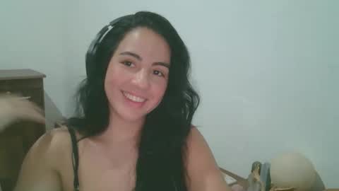 Snapshot of anabelenogueira1 chatting on 04/15/26, 07:58 anabelenogueira1 online show from 04/15/26, 07:58