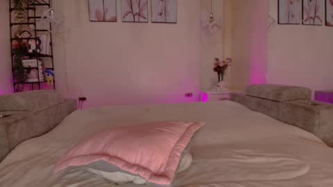    online show from 09/09/25, 05:34