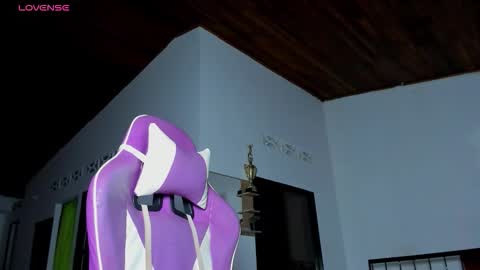 Snapshot of anabellabonariva chatting on 11/29/25, 11:19 Anabella online show from 11/29/25, 11:19