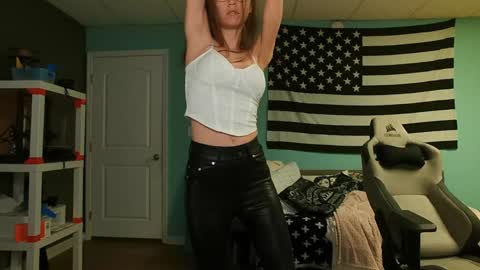 Anabelleleigh online show from 09/09/25, 12:59