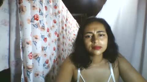 Snapshot of anabelxx16 chatting on 10/13/25, 01:49 anabelxx16 online show from 10/13/25, 01:49