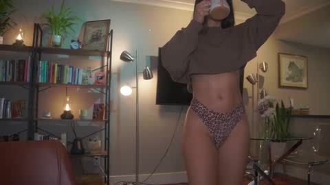 Snapshot of anablerd chatting on 09/26/25, 11:20 Ana -- Check and subscribe online show from 09/26/25, 11:20