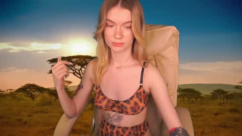 Snapshot of anacondaon chatting on 01/30/25, 08:11 Nika online show from 01/30/25, 08:11