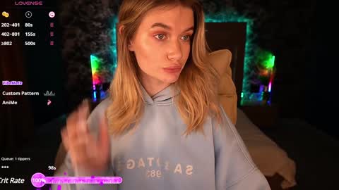 Snapshot of anacondaon chatting on 01/31/25, 12:51 Nika online show from 01/31/25, 12:51